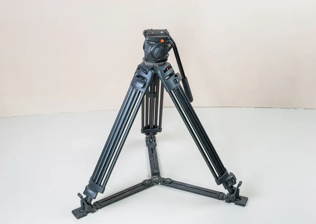 Manfrotto 515 MVB Video Tripod