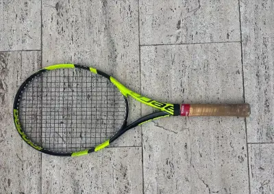 Tenisová raketa Babolat Syntec Pro (270 g)