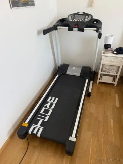 Běžecký motorový pás GB4600