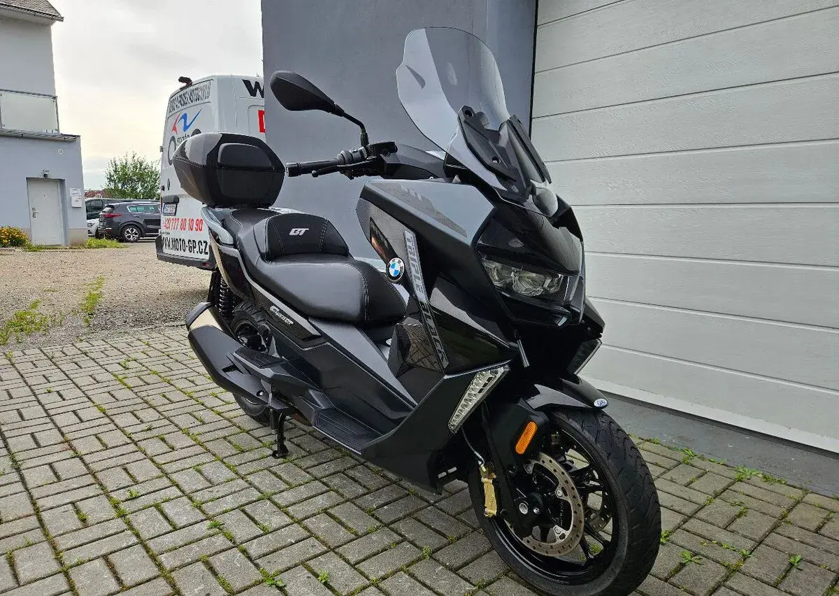 BMW C 400 GT Triple Black ABS-Akce Doprava Zdarma