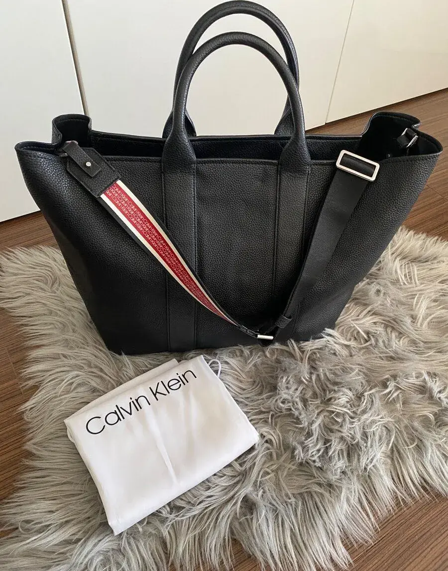 Kabelka Calvin Klein