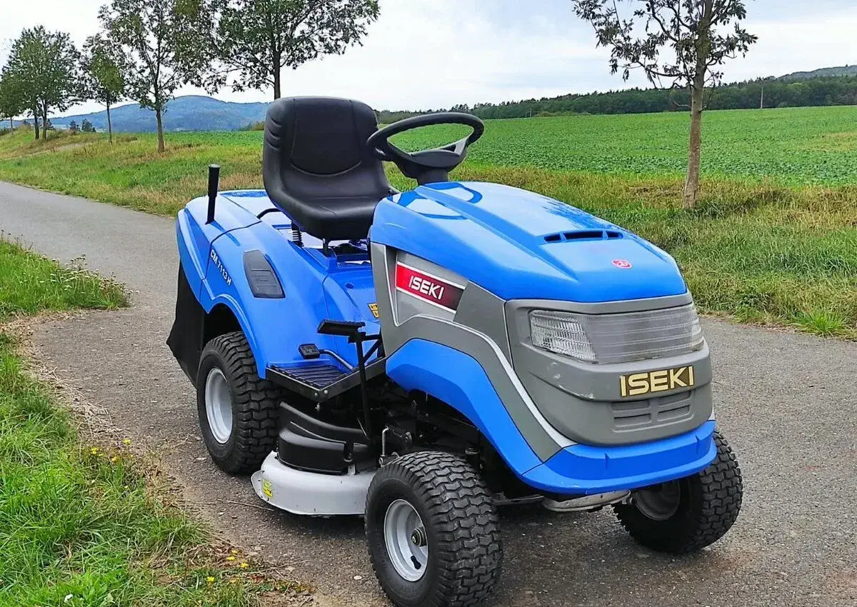 Zahradní traktor traktůrek Iseki CM 7113 H