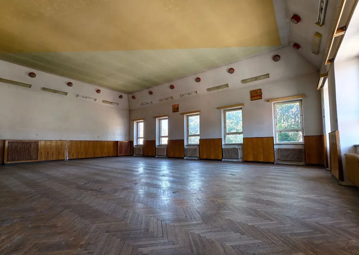 Pronájem sálu 120m2, Semily - centrum