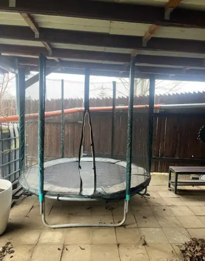 Trampolínu