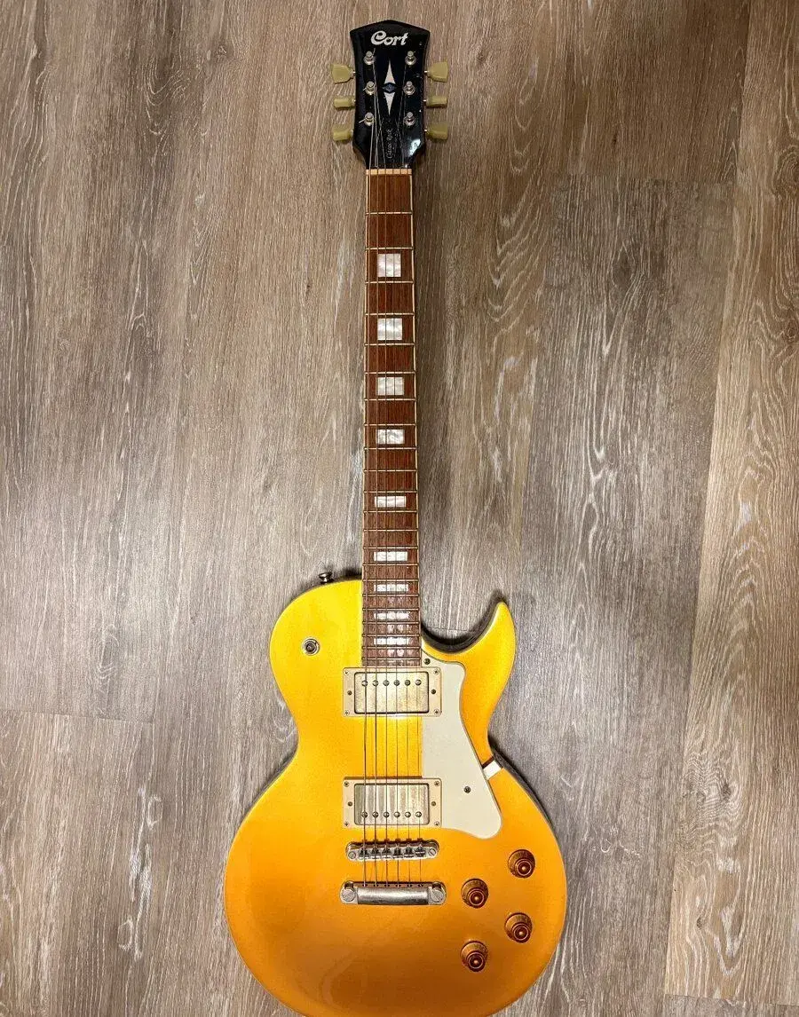 Cort CR200 Gold Top