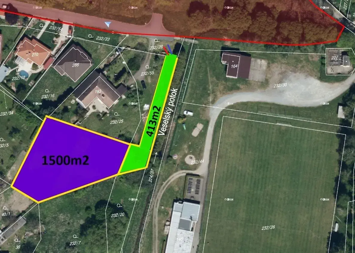 stavební pozemek 1500m2 + 413m2 příjezdová cesta