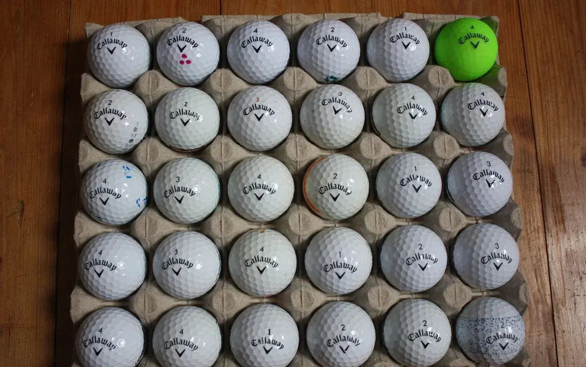 60 míčů CALLAWAY SUPERSOFT - STAV