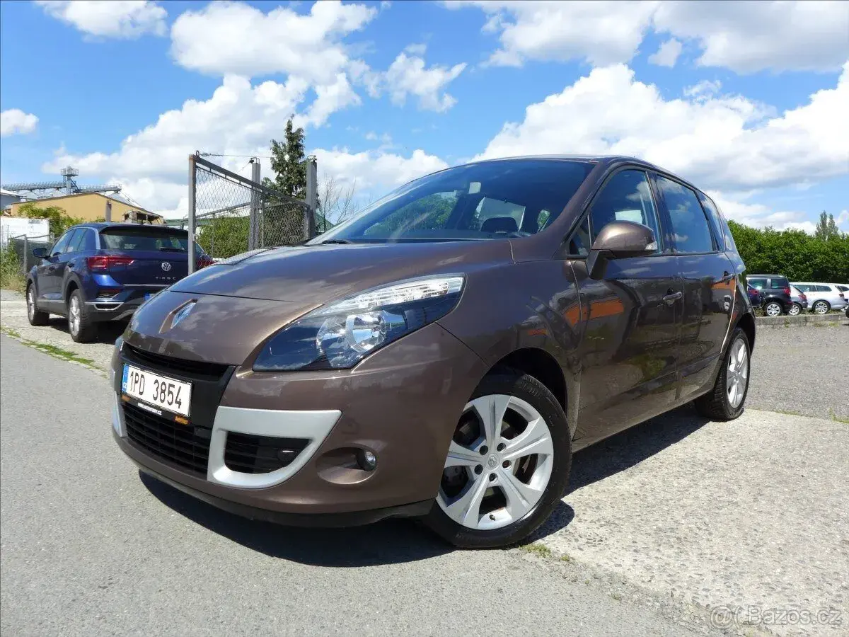 Renault Scénic – 2010, 223 600 km