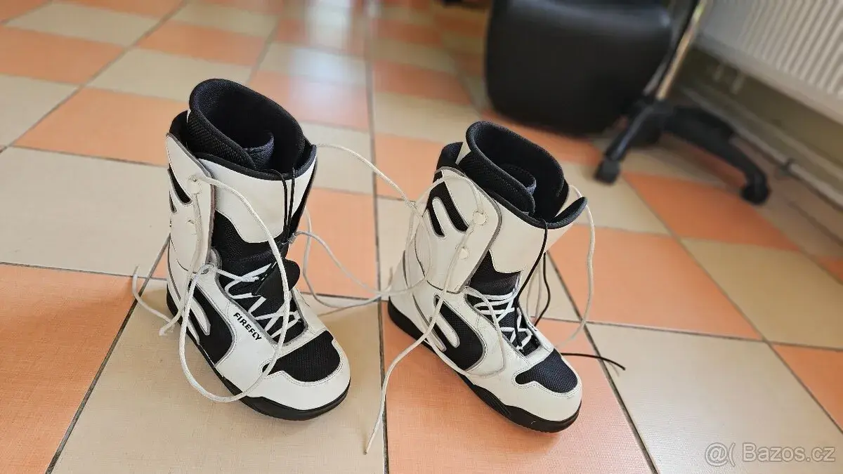 Snowboard boty velikost 44 zn Firefly