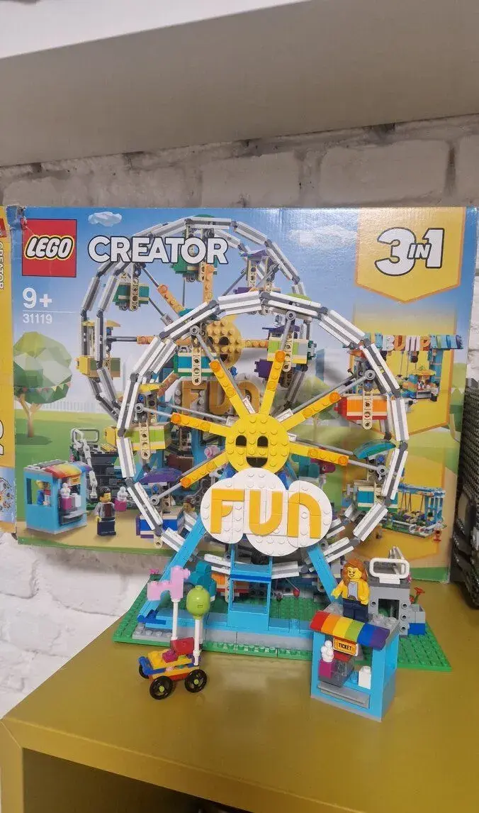 Lego 31119 Kolotoč 3v1