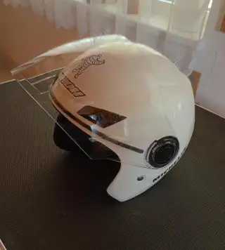 Helmu na skútr NOX