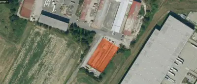 Komerční skladovací plocha s možností zastřešení