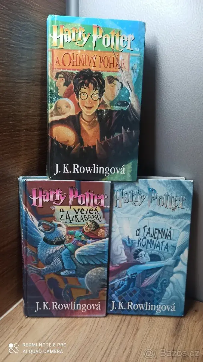 Harry Poterr - tři knihy ( kus 250kč)