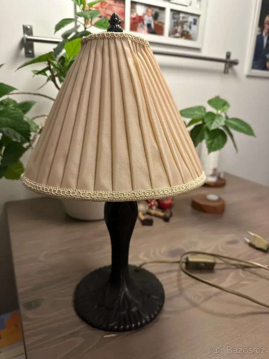 Starožitná lampa Neukro-Menden