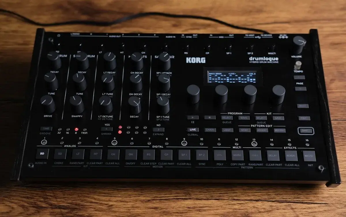 Korg Drumlogue