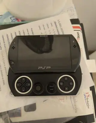 🎮 Sony PSP Go N1003 – 16 GB – původní stav, firmware 6.35,