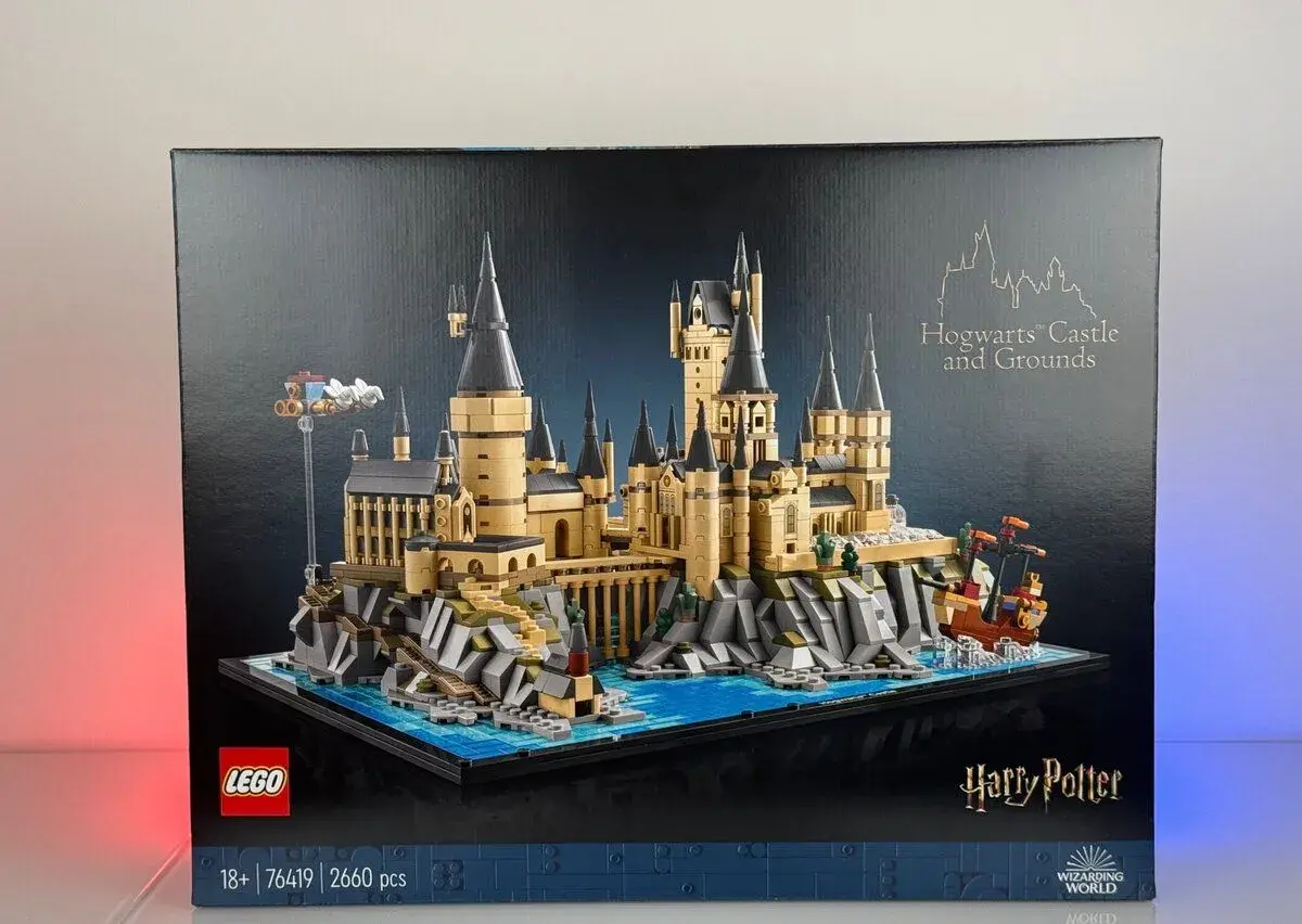 LEGO Harry Potter 76419 - Bradavický hrad a okolí