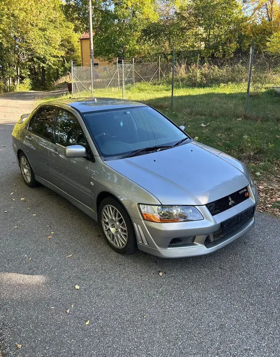 Mitsubishi Lancer – 2002