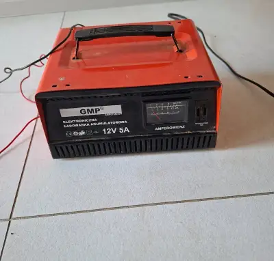 Nabijecka autobaterii GMP 12V, 5A