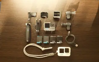 GoPro HERO 10 Black + bohaté originální příslušenství