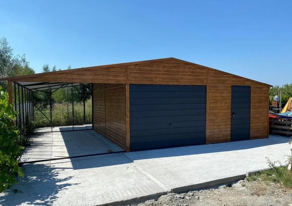 Garáž 6x6 + 3m přístřešek