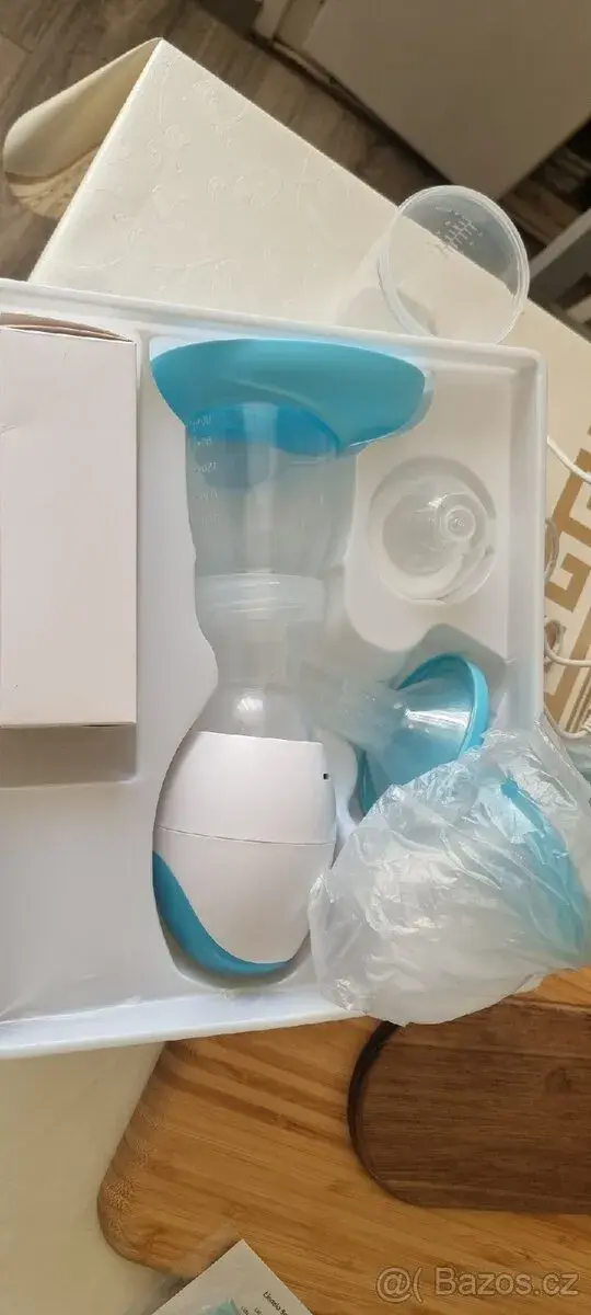 Elektrická odsávačka mléka Lionelo Fidi
