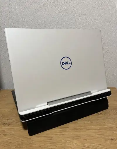 Dell G5 15 (5590) - herní notebook