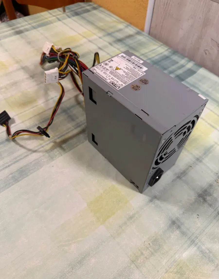 Lite-On PE-6301-08AP – PC zdroj 300 W