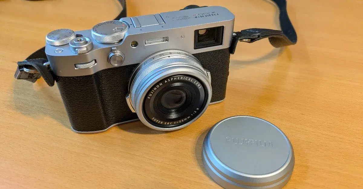 Fujifilm X100VI s bohatým příslušenstvím