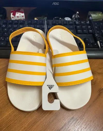 Pantofle Adidas