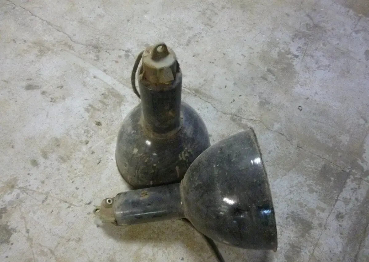 Lampy industriální