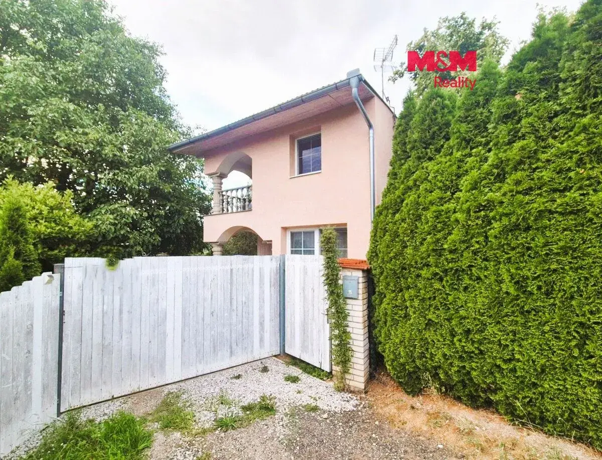 Pronájem rodinného domu, 66 m², Chodouň