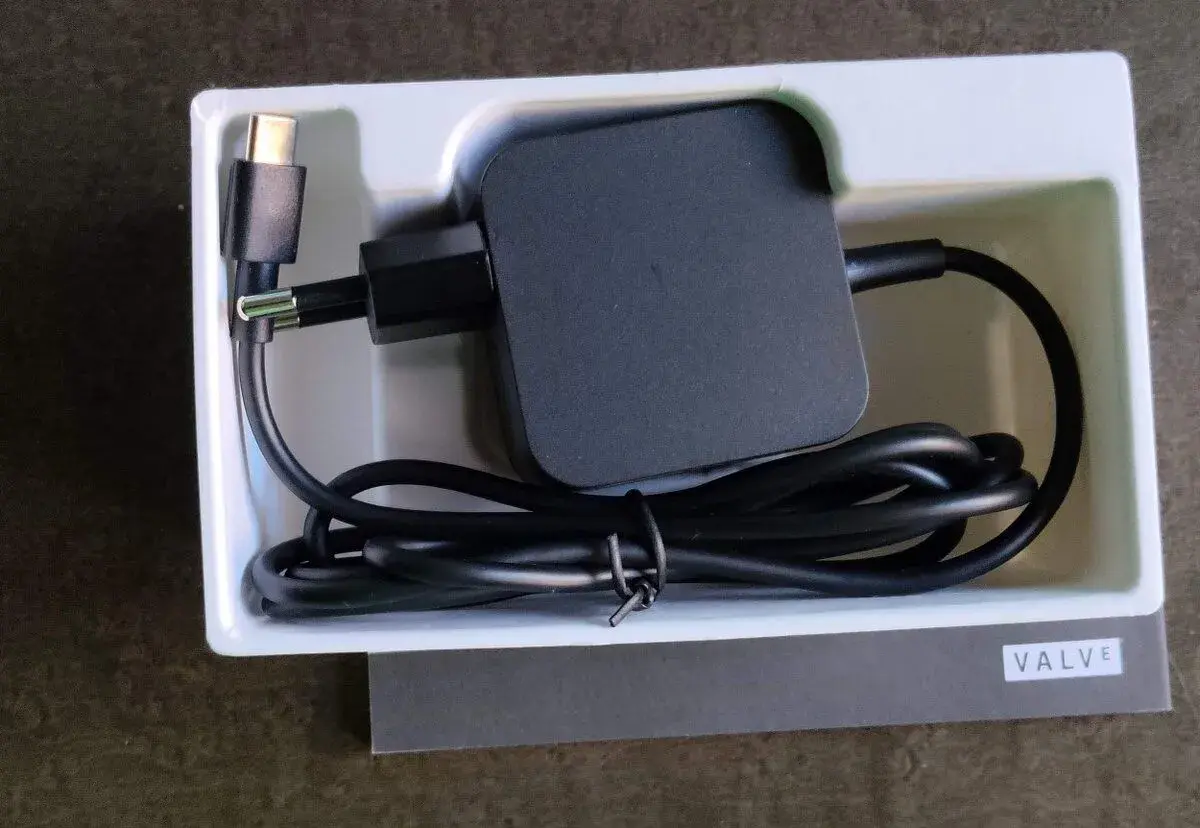 Nabíjecí adaptér Steam Deck originální 45W USB-C - nový