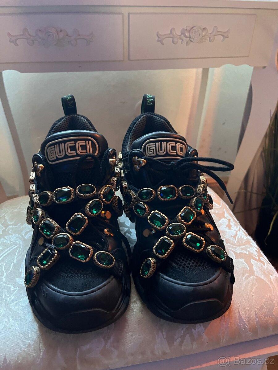 Gucci boty