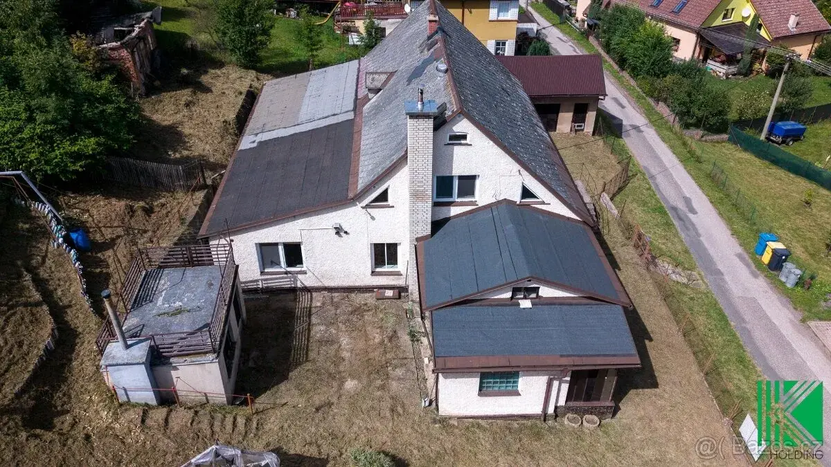 Byt 4+1 – 376 m², pozemek 1376 m²