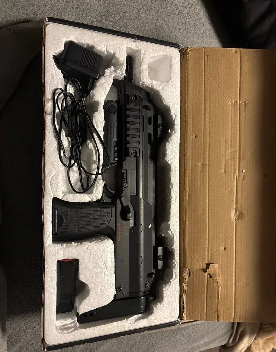 Airsoft R4-M AEP – NOVÝ, kovové tělo, výprodej