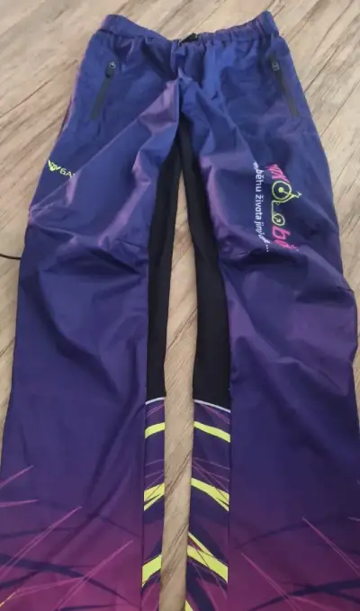Sportovní kalhoty