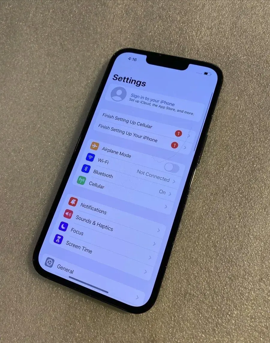 iPhone 13 Pro 128GB zachovalý