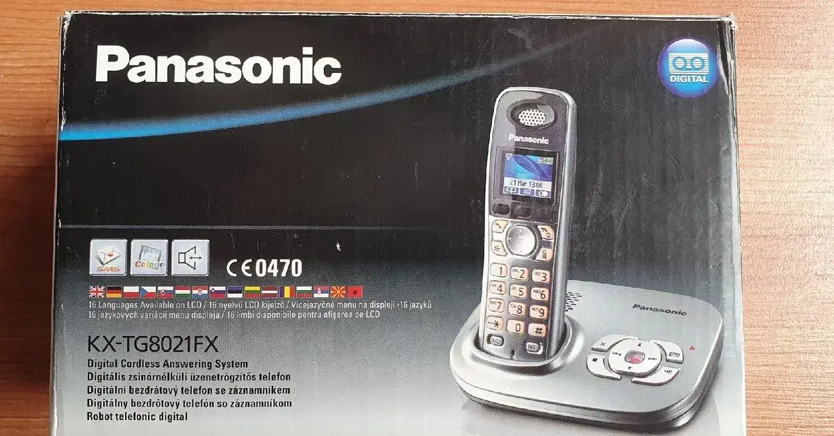 Bezdrátový telefon se záznamníkem Panasonic KX-TG8021FX
