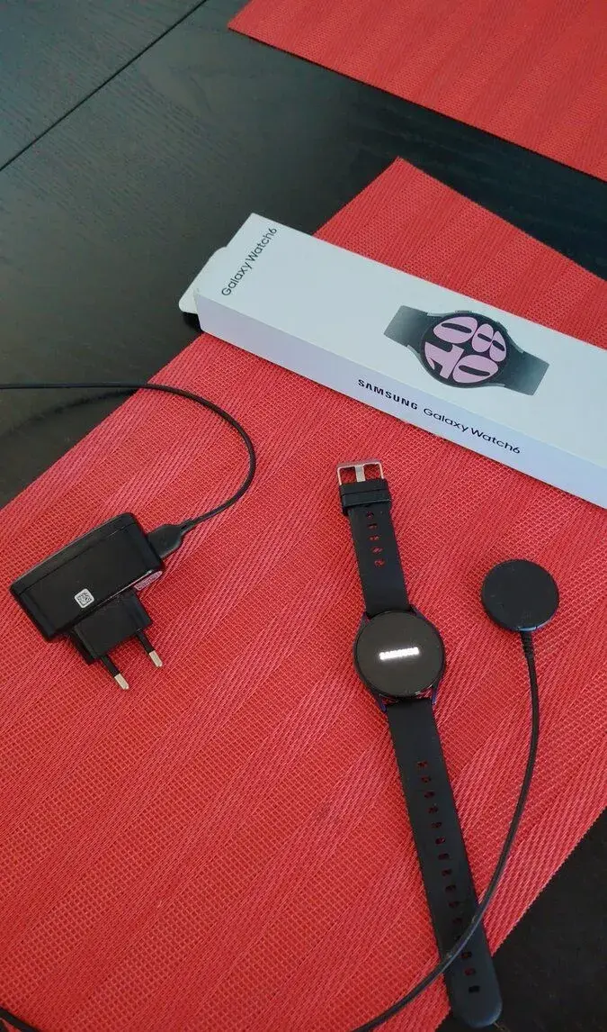 Hodinky Samsung Galaxy Watch6