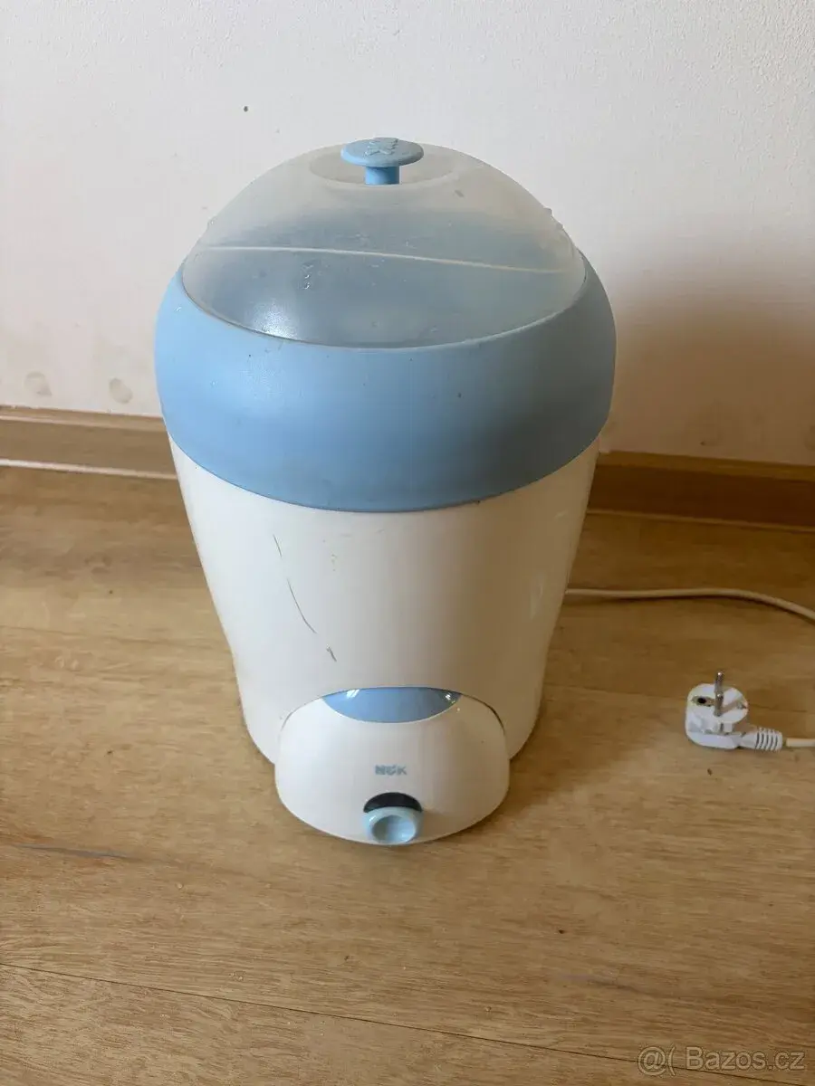 Sterilizátor lahví
