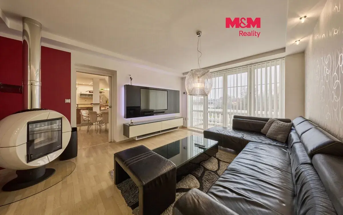 Pronájem rodinného domu, 185 m², Trutnov, ul. Mentzlova