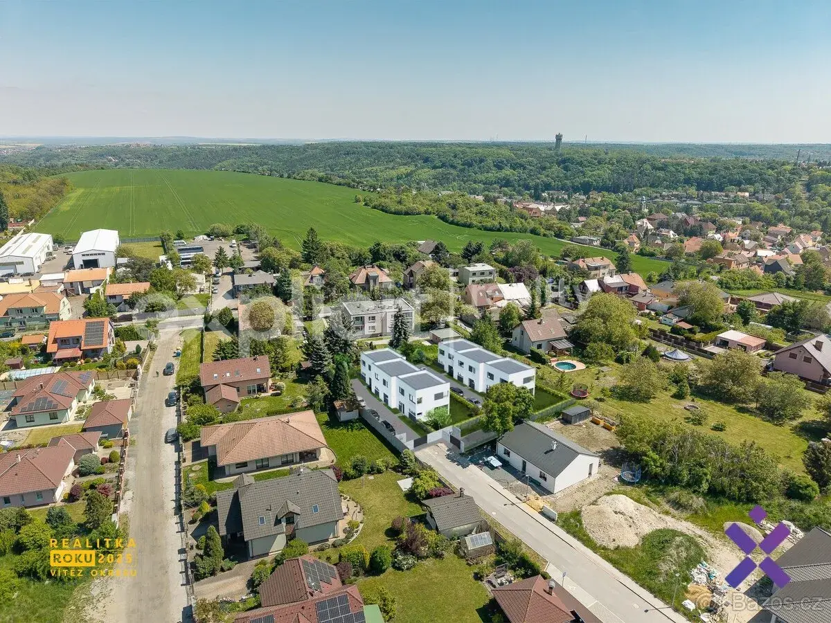 Prodej novostaveb bytů 4+kk, 99 m², zahrada 129-207 m², Klad