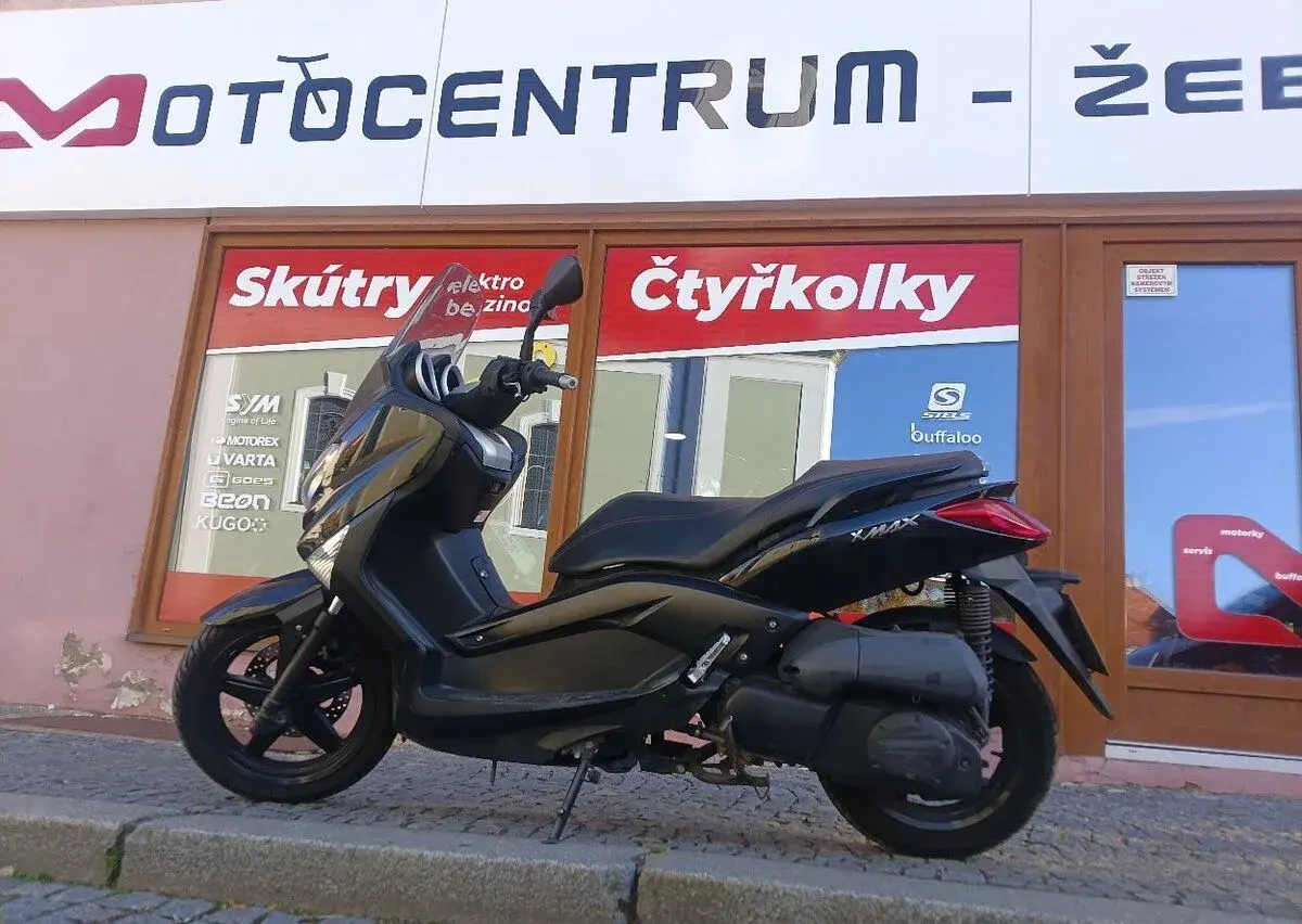 Yamaha Xmax 250