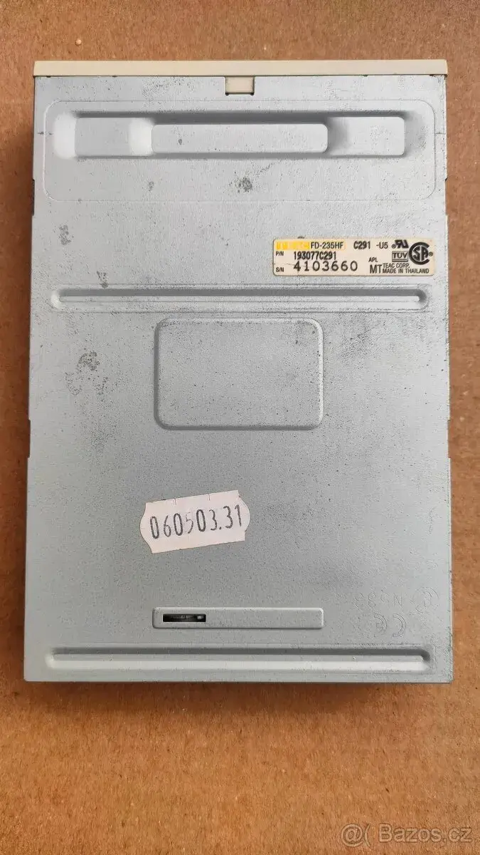 Disketová mechanika 3.5" TEAC FD-235HF – FDD
