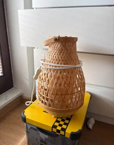 IKEA MISTERHULT Stolní lampa