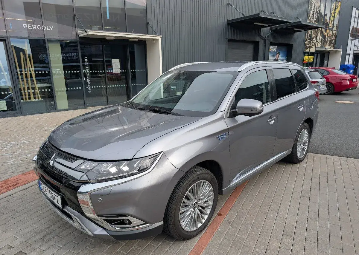 Mitsubishi Outlander – 2018, 91 057 km