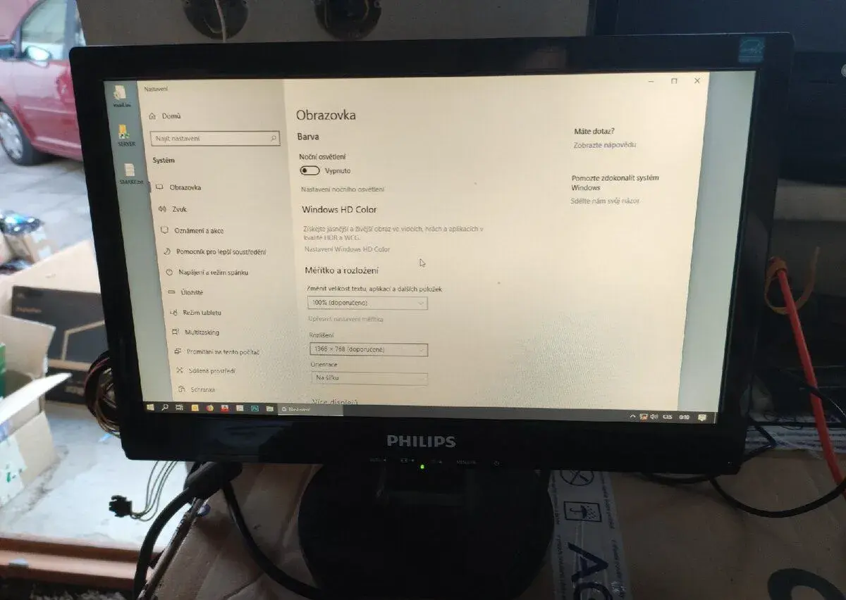 Philips 160e maly prodejni monitor