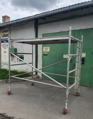 Pojízdné lešení Boss