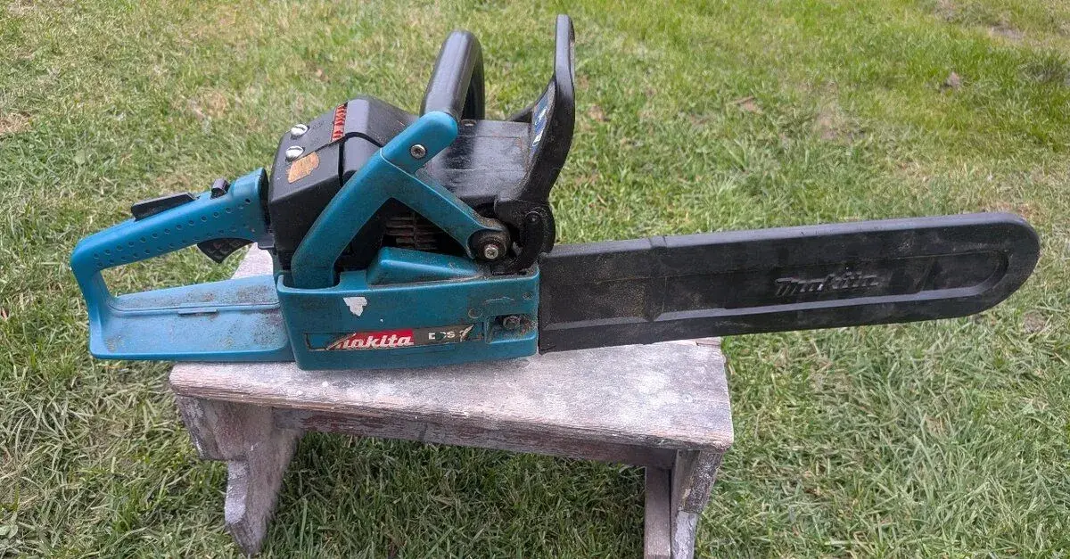 Motorová pila Makita DCS 33